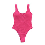 Traje de baño de una pieza liso con cuello en U, sin mangas y texturizado 