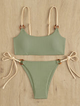 Traje de baño bikini con relleno y aro en forma de U con lazo en contraste 