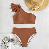 Maillot de bain bikini asymétrique à volants et découpes irrégulières et solides 