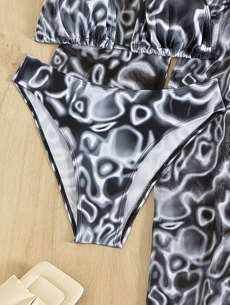Traje de baño de 4 piezas con relleno, cuello halter y lazo en malla de contraste 