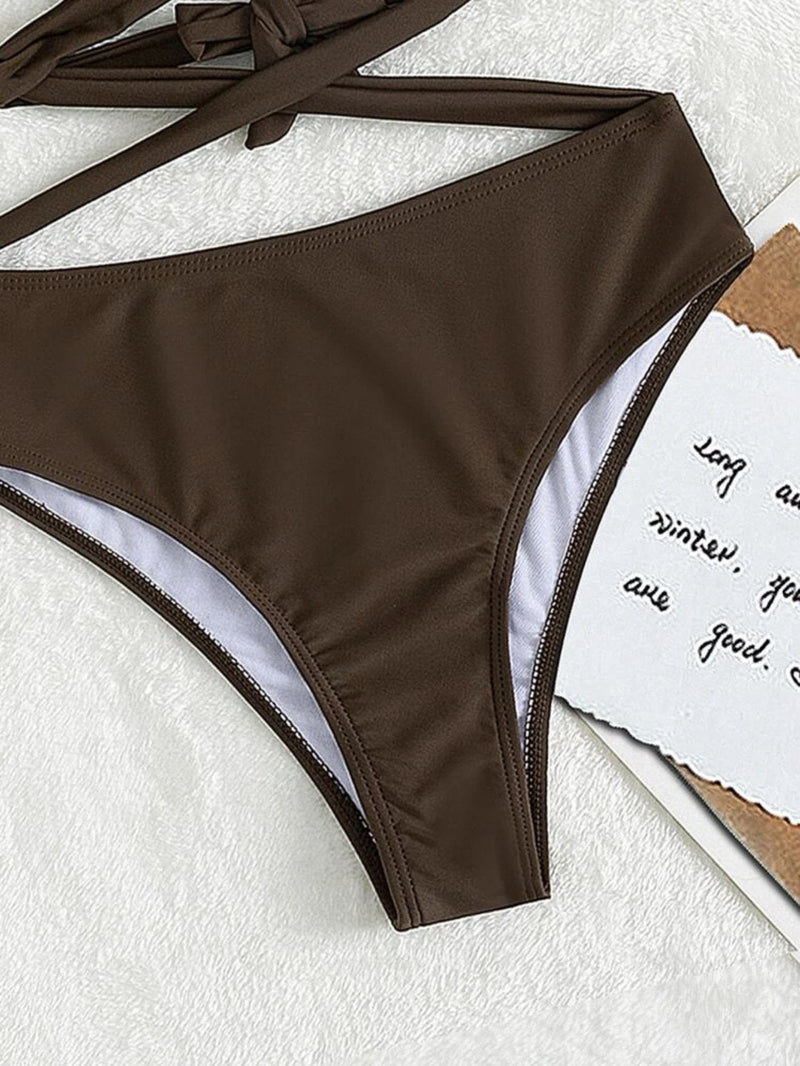 Traje de baño bikini de tubo con relleno y lazo cruzado en la parte delantera 