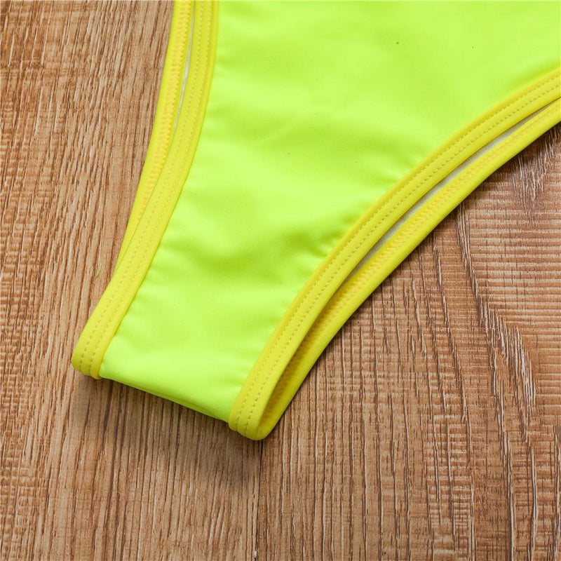 Maillot de bain une pièce à col carré et noué à l'épaule contrasté 