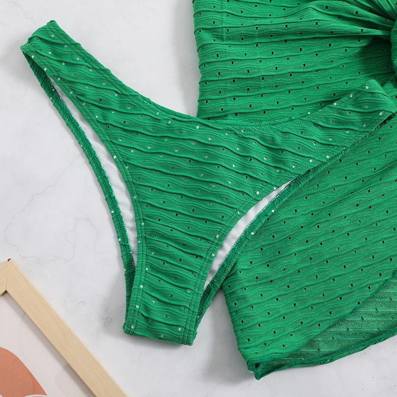 Traje de baño de tres piezas con textura sólida, sin espalda y con lazo 