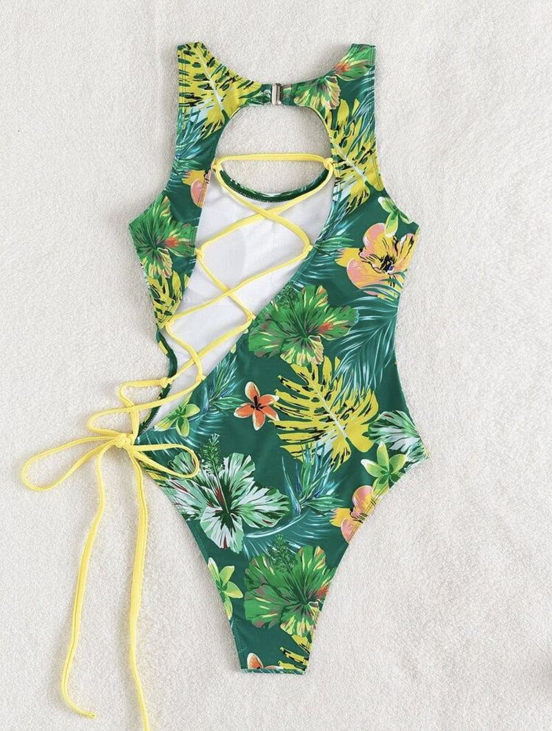 Maillot de bain une pièce à lacets ajourés et à nouer soi-même 