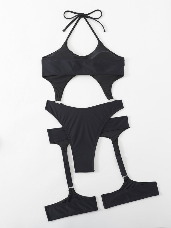 Traje de baño con cuello halter, sólido, con aros huecos y lazo 