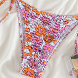 Maillot de bain bikini à nouer et à motif floral contrasté et licou froncé 